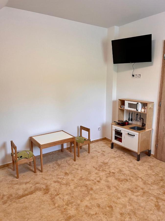 U Srubu Appartement Moravany  Buitenkant foto