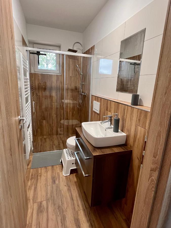 U Srubu Appartement Moravany  Buitenkant foto