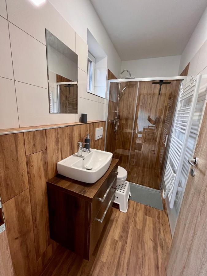 U Srubu Appartement Moravany  Buitenkant foto